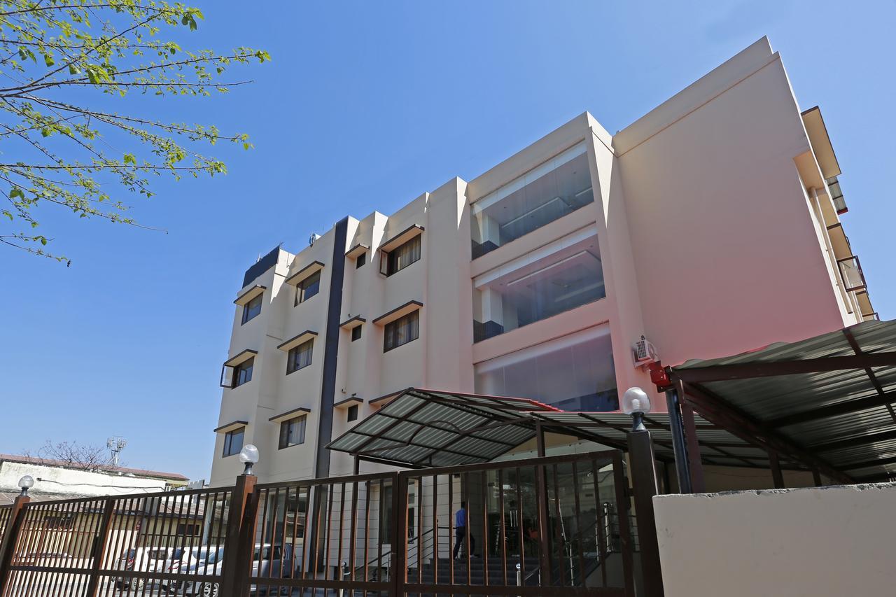 Hotel Vishnu Inn Dehradun Exterior foto